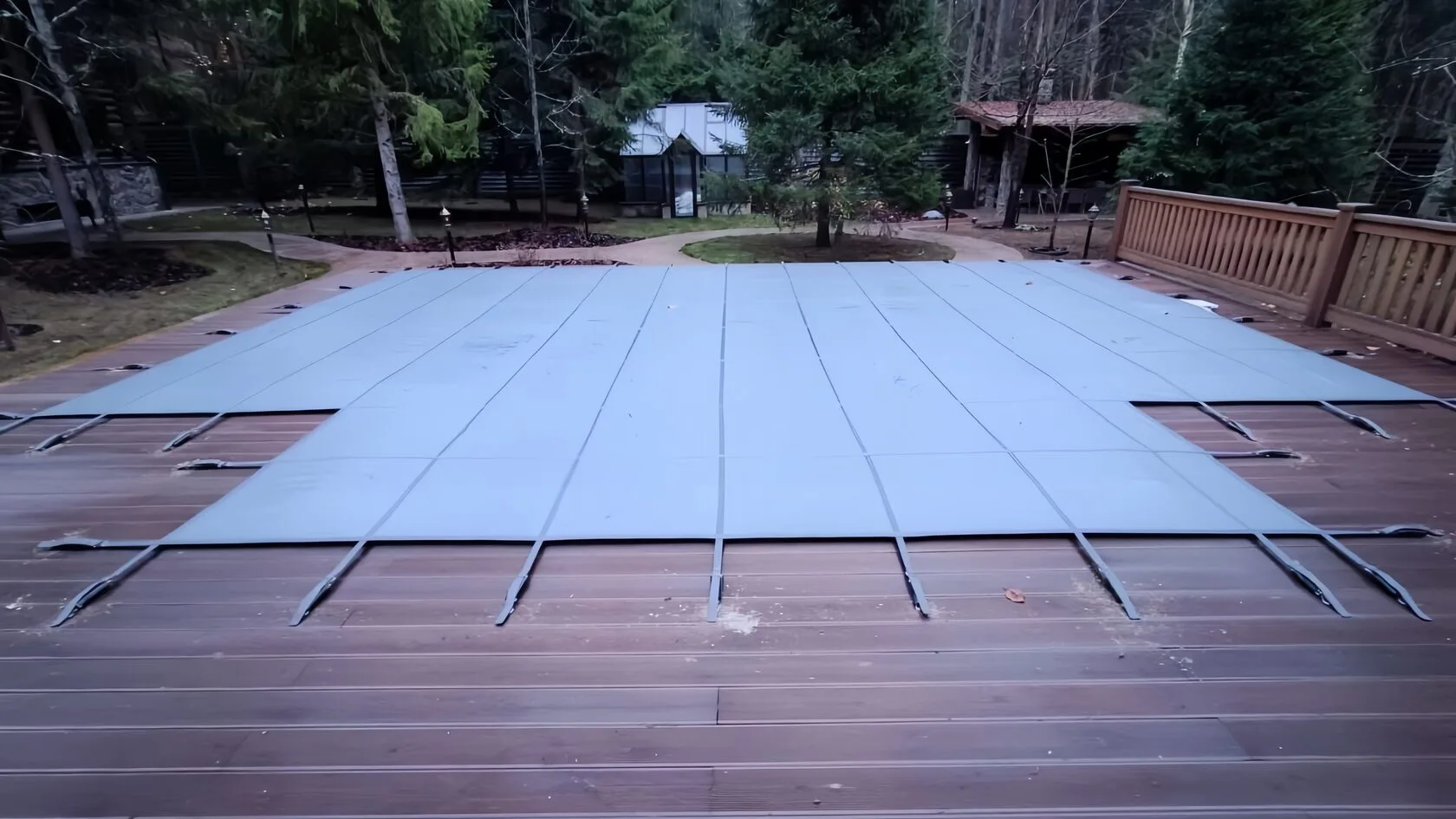 Покрывало для бассейна Laguna Cover Mesh в Волгодонске